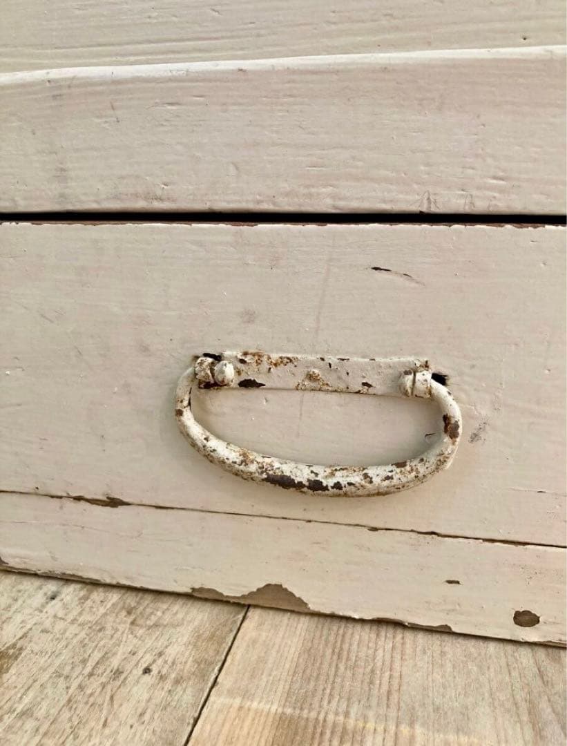 パン屋さんで使われていたガラスケース