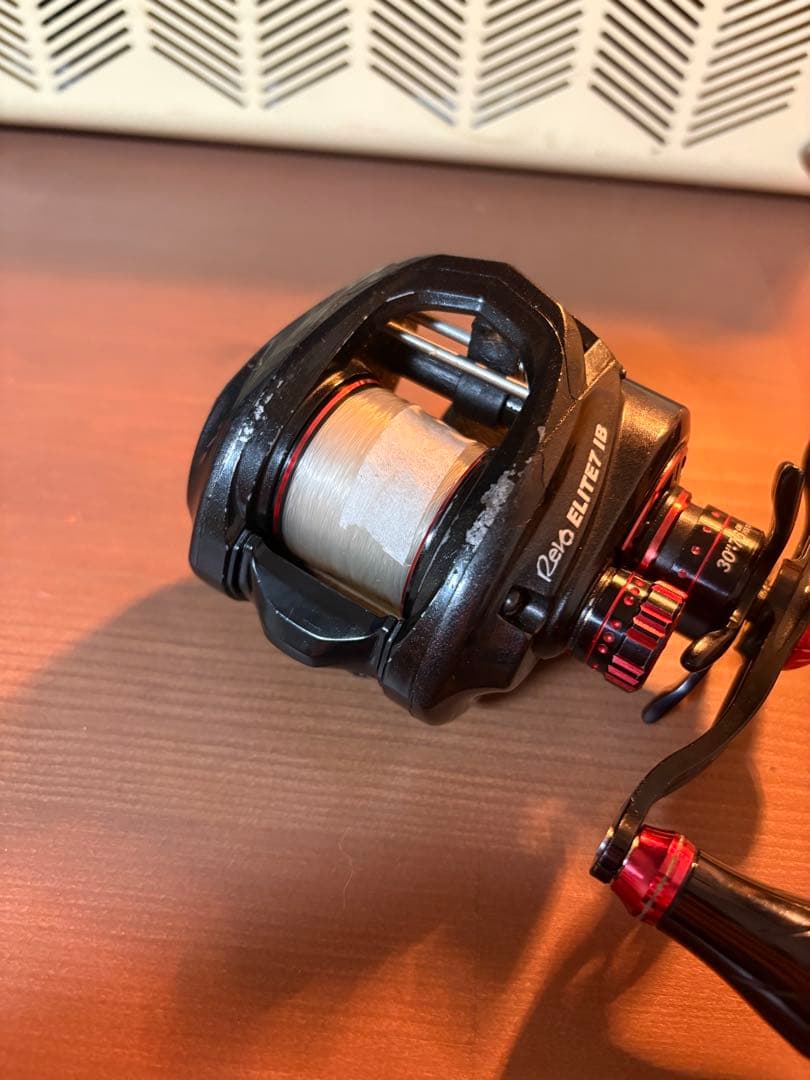 アブガルシア　Revo ELITE7 IB ハンドル交換済み