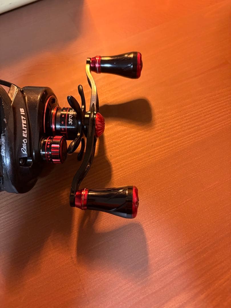 アブガルシア　Revo ELITE7 IB ハンドル交換済み