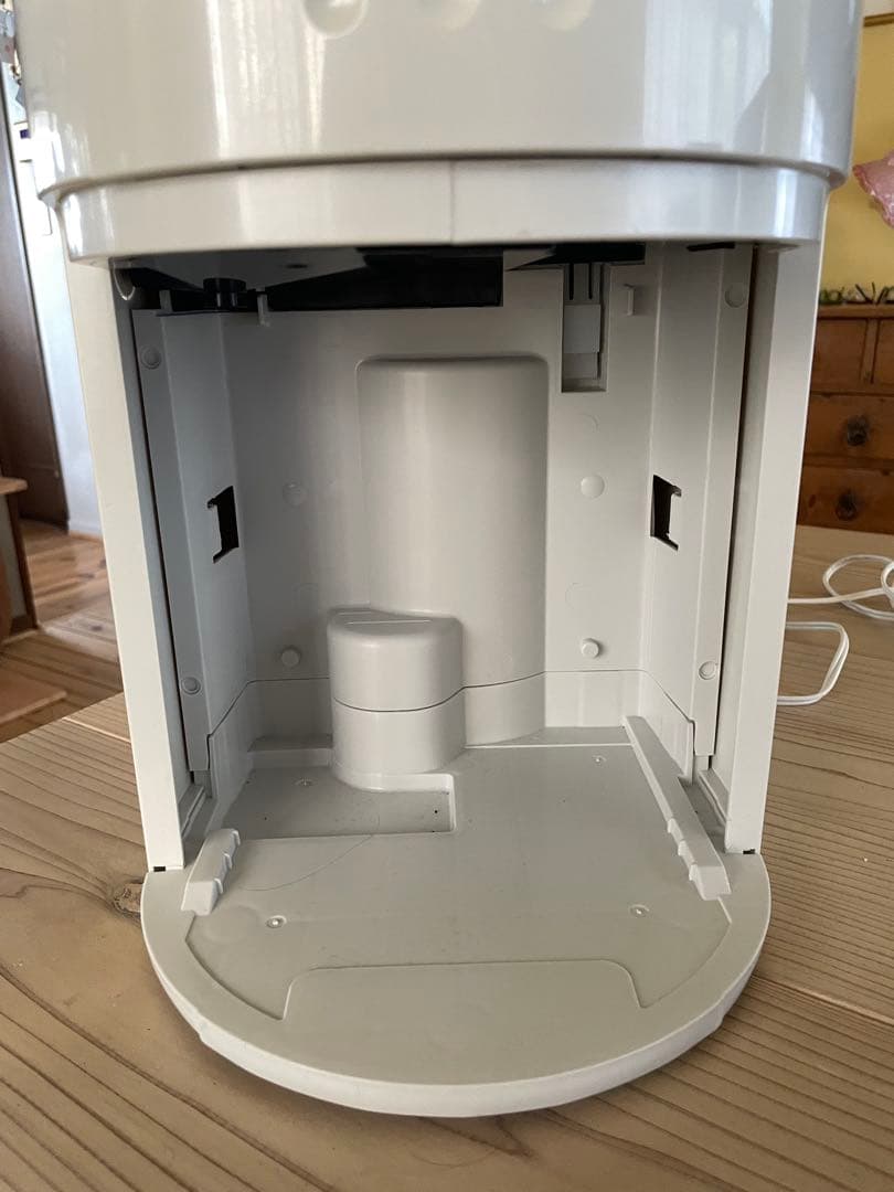 2024年製　CORONA 除湿機・乾燥機