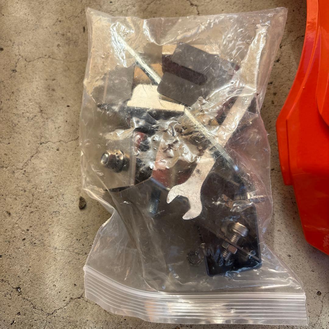 ES300h用　F SPORT ブレーキキャリパー オレンジ 4個セット