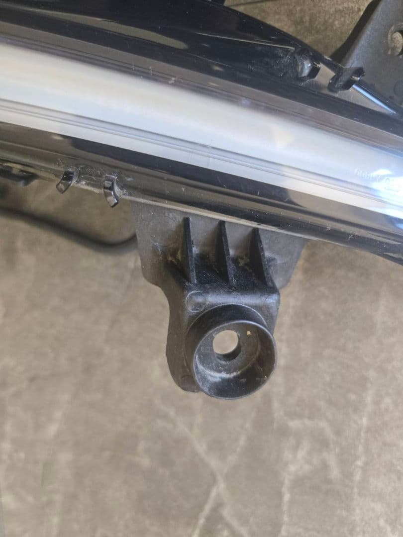 プジョー208 LED デイライト