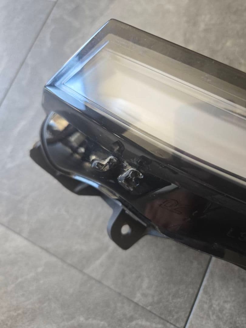 プジョー208 LED デイライト