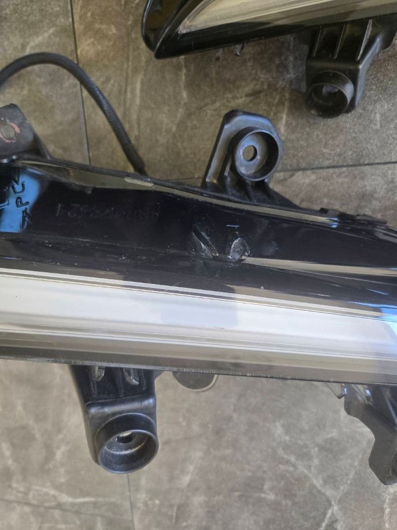 プジョー208 LED デイライト