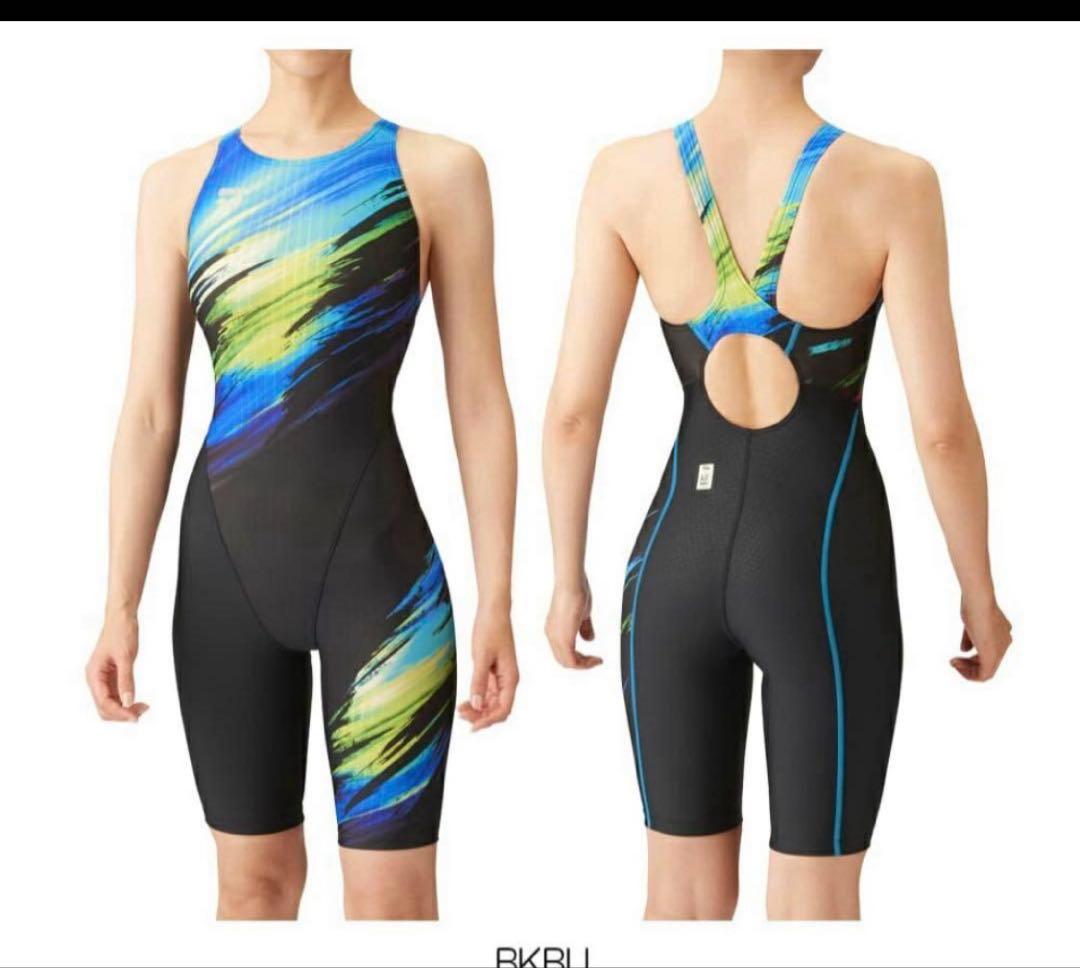 【新品】アリーナ女子水着ARN4060W BKBUカラー　Mサイズ