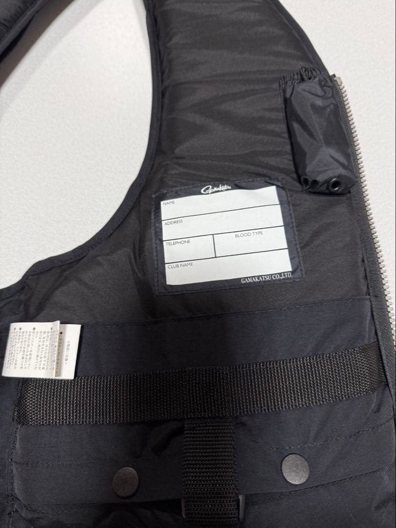 ガマカツ　フローティングベスト(ブラックワークス)GM-2193 サイズL