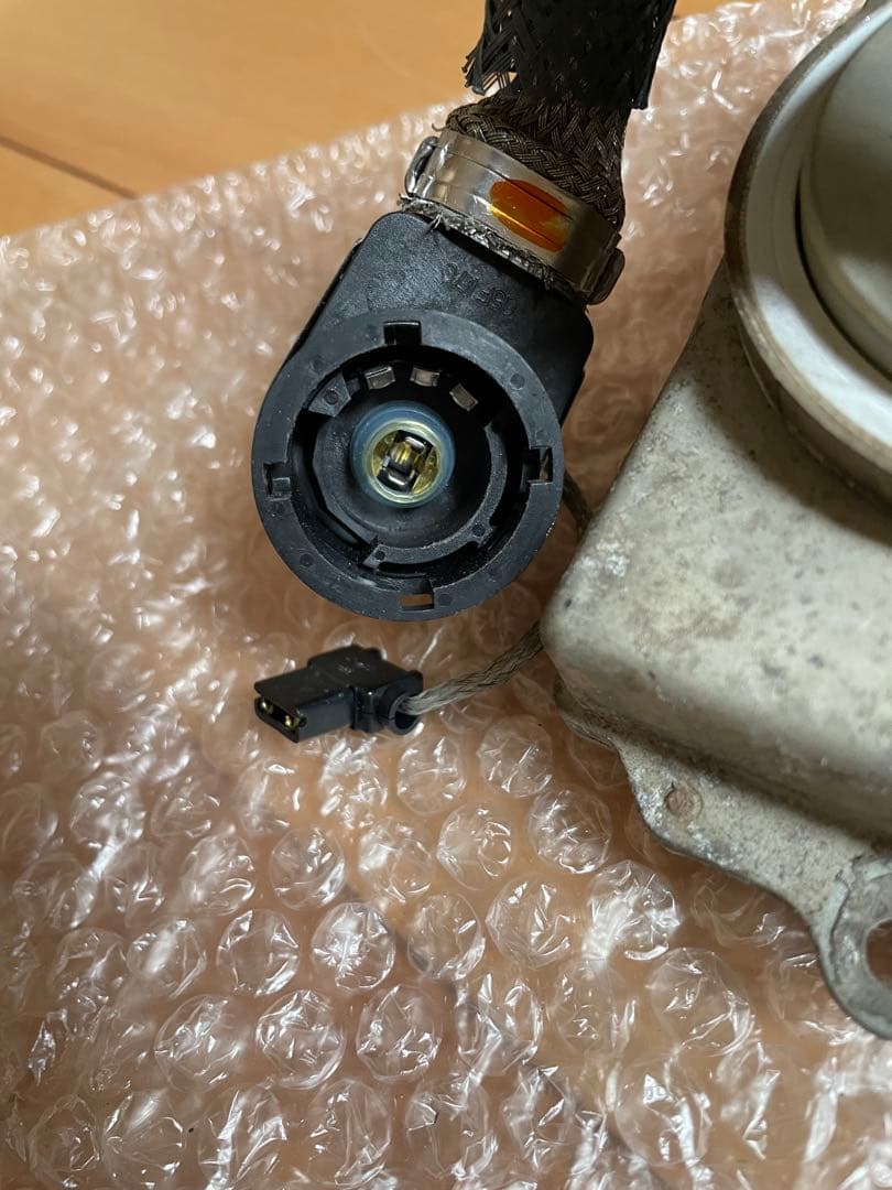 日野自動車　プロフィア　ヘッドランプバラスト厚いタイプ　中古品