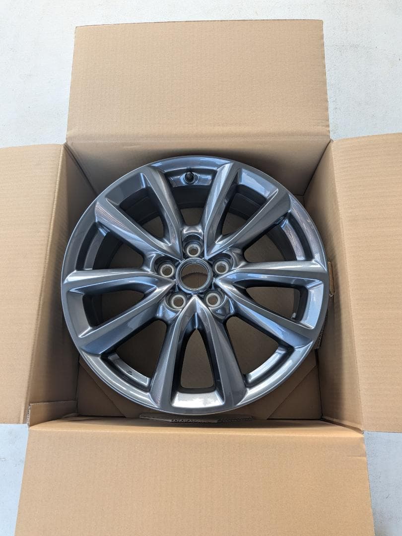 「新車外し」マツダ3 純正ホイール　グレーメタリック