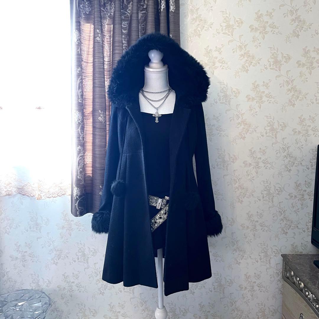 y2k 00s❤︎ ダークコア　ボンボンファーコート