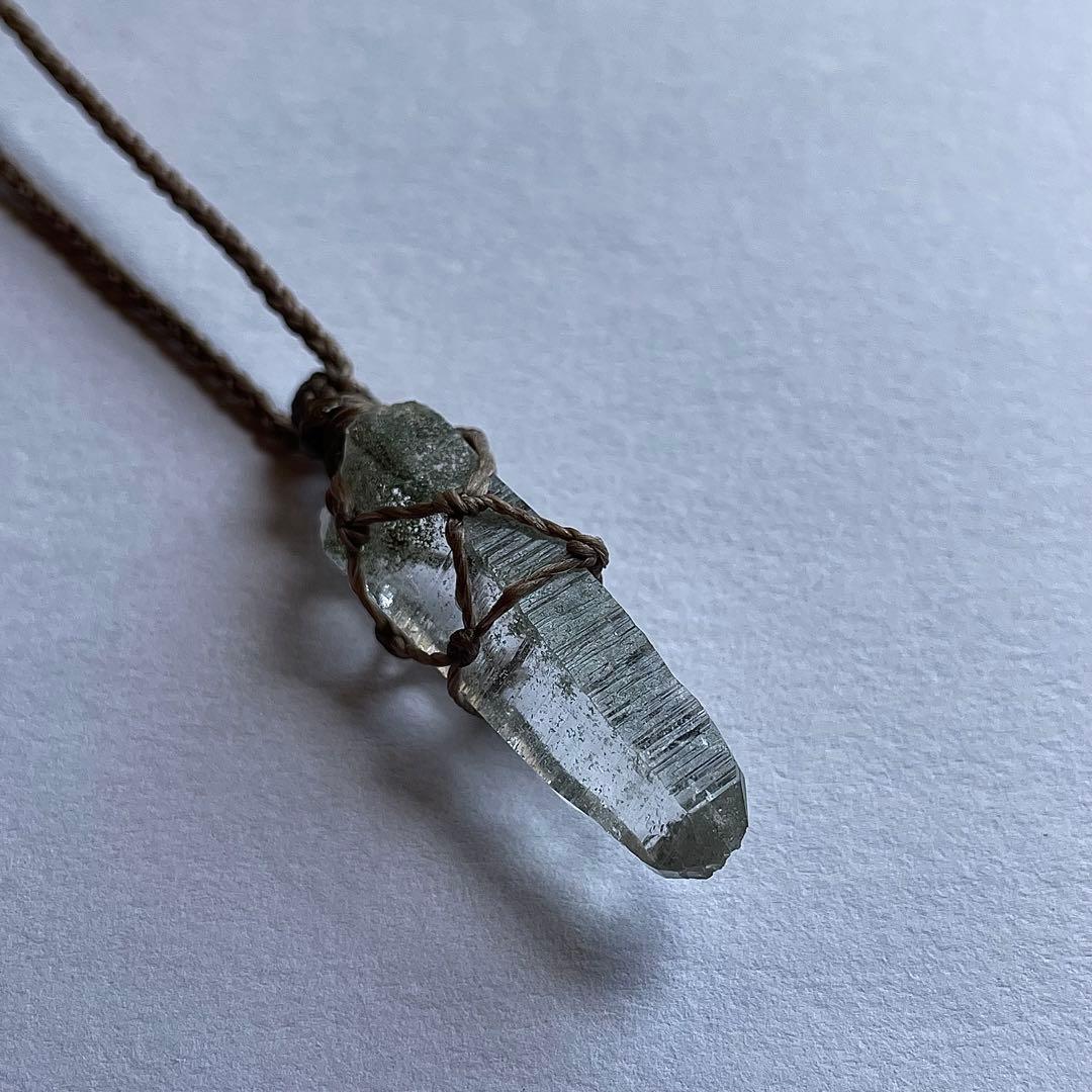 ヒマラヤ水晶 ガネッシュヒマール ＊ マクラメペンダント ネックレス 35