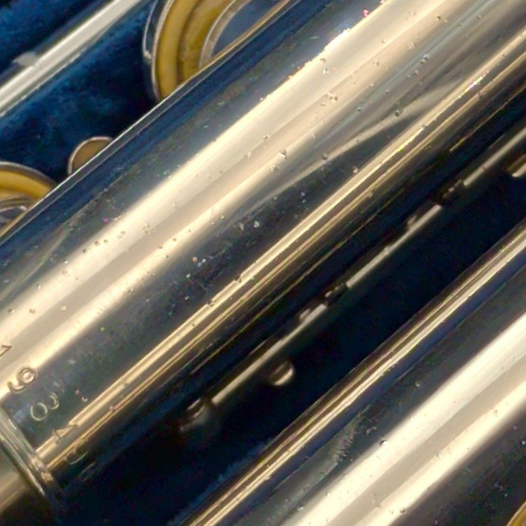 フルート　調整済　ヤマハYFL211S(Eメカ.銀メッキ仕様)