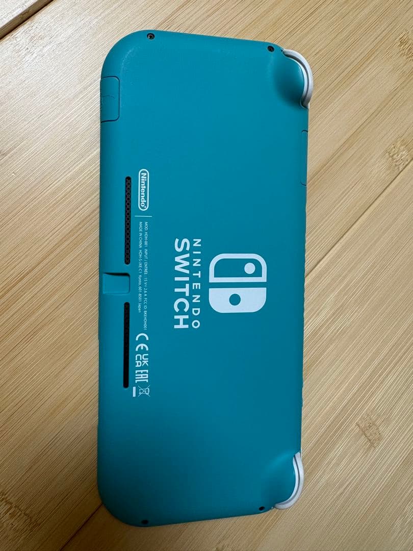 【美品】Nintendo Switch Lite 本体(どう森ケースつき)