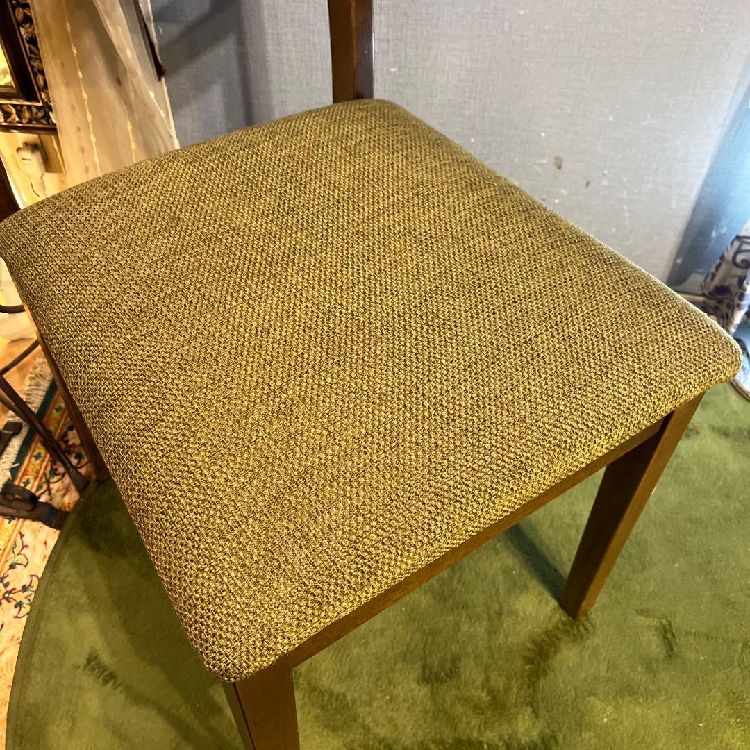 2脚セット　軽量　コンパクトチェア 　北欧スタイル