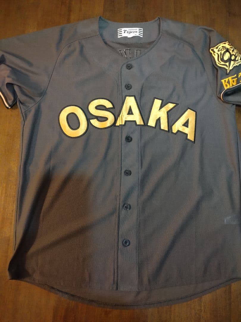 BLACKDynamiteユニホーム　藤川球児監督