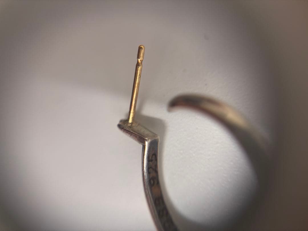 き*じ様 クロムハーツピアス