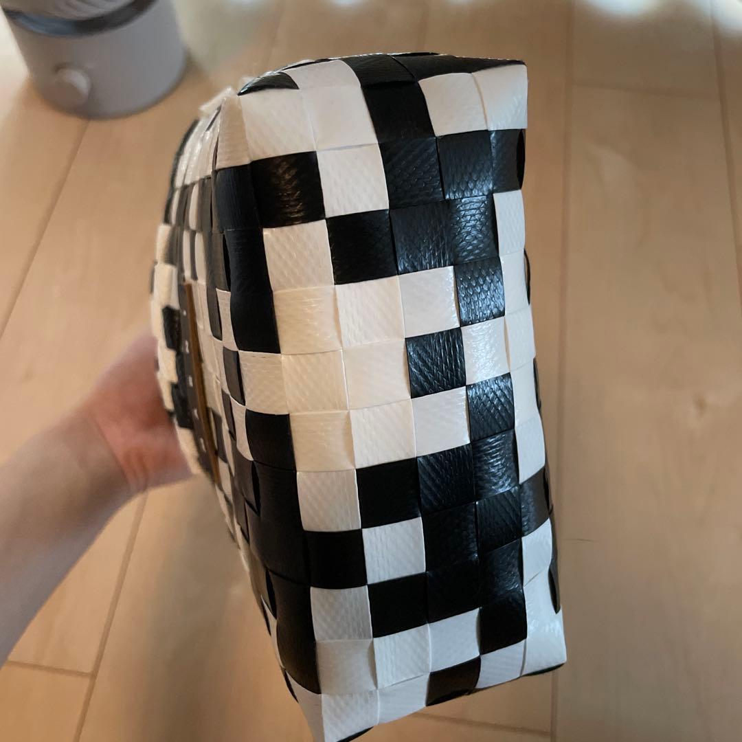 MARNI チェック柄 かごバッグ 白/黒