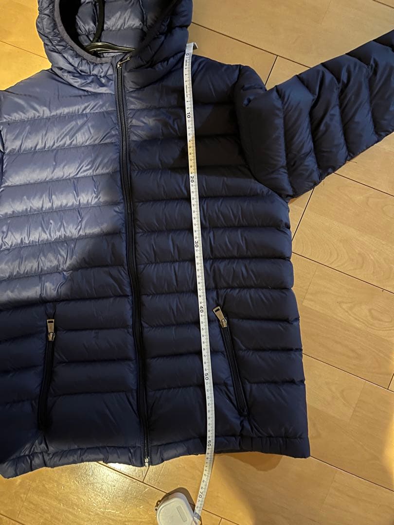 ポロ刺繍入りネイビーダウンジャケット