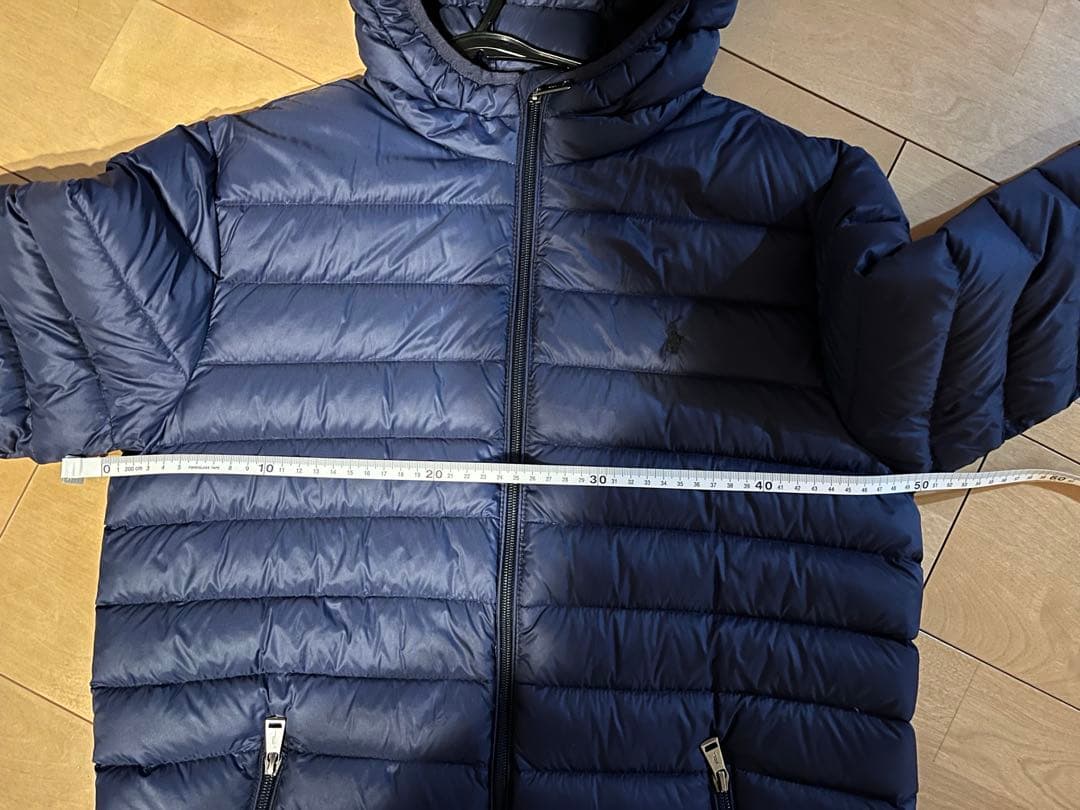 ポロ刺繍入りネイビーダウンジャケット