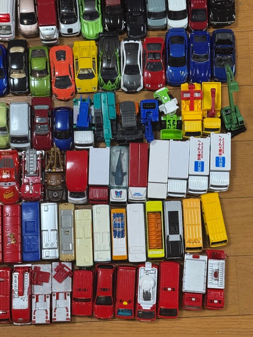 トミカ まとめ売り 150台 TOMICA