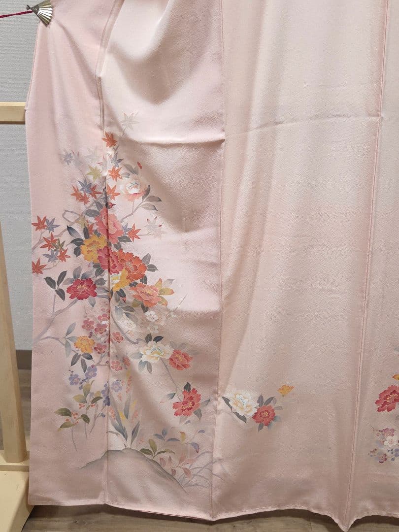 A5 美品 手描き友禅染め 作家物 牡丹 梅 紅葉 縮緬 袷 正絹 訪問着 着物