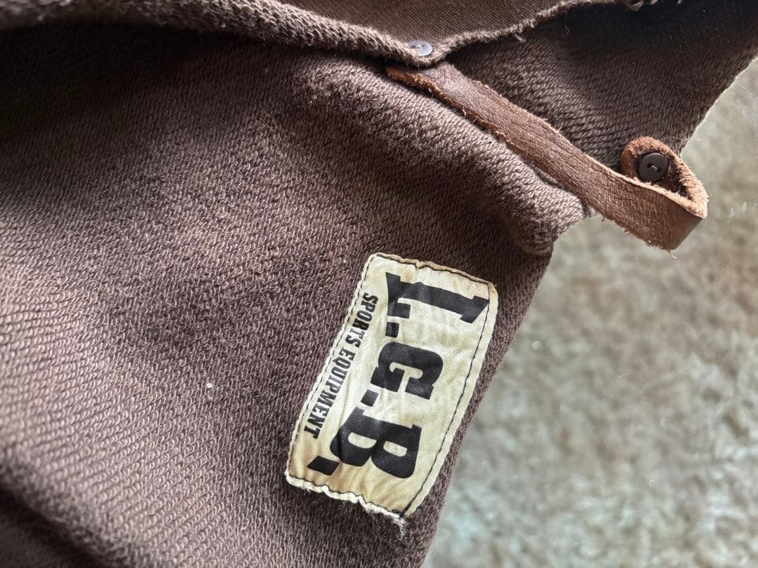 LGB オフショルダー 長袖カットソー