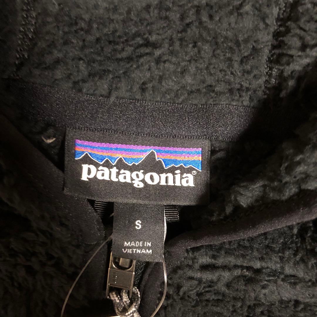 新品　パタゴニア　ボアフリースパーカー