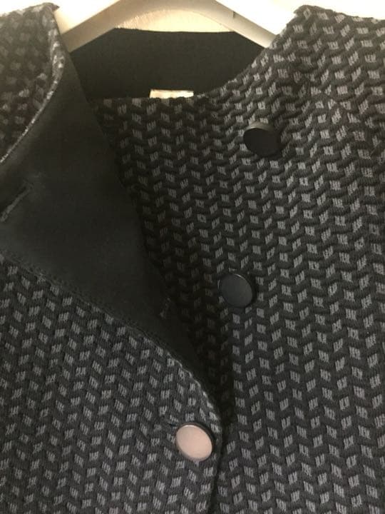 ノーカラージャケット38アルマーニ新品同様