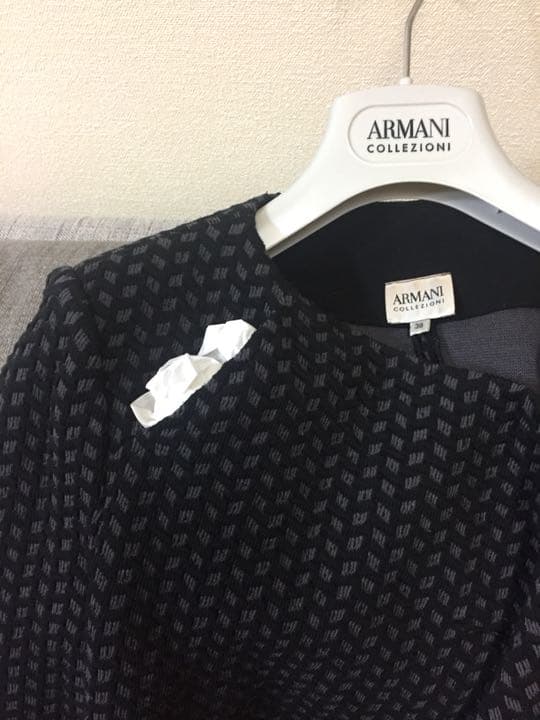 ノーカラージャケット38アルマーニ新品同様