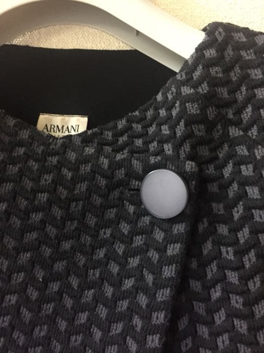ノーカラージャケット38アルマーニ新品同様