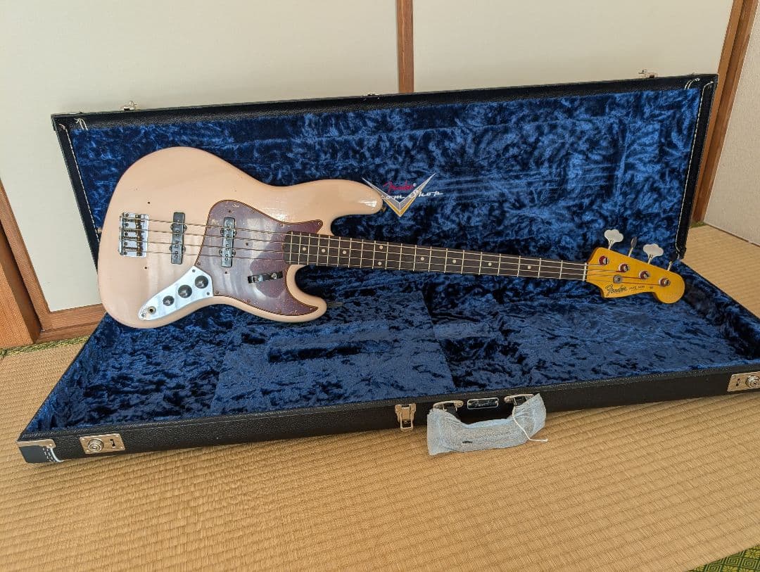 ベース FENDER USA Custom Shop 1964 JAZZ BASS