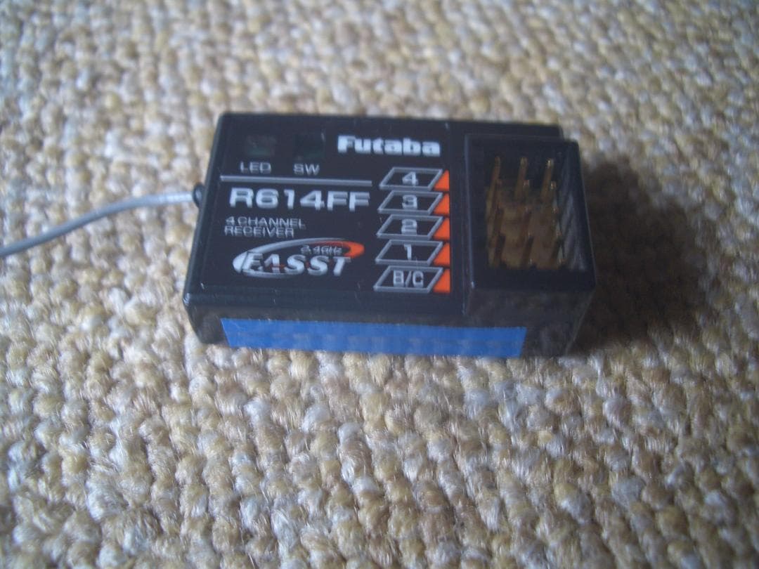 Futaba 4PKS-2.4G super多機能プロポ　セット