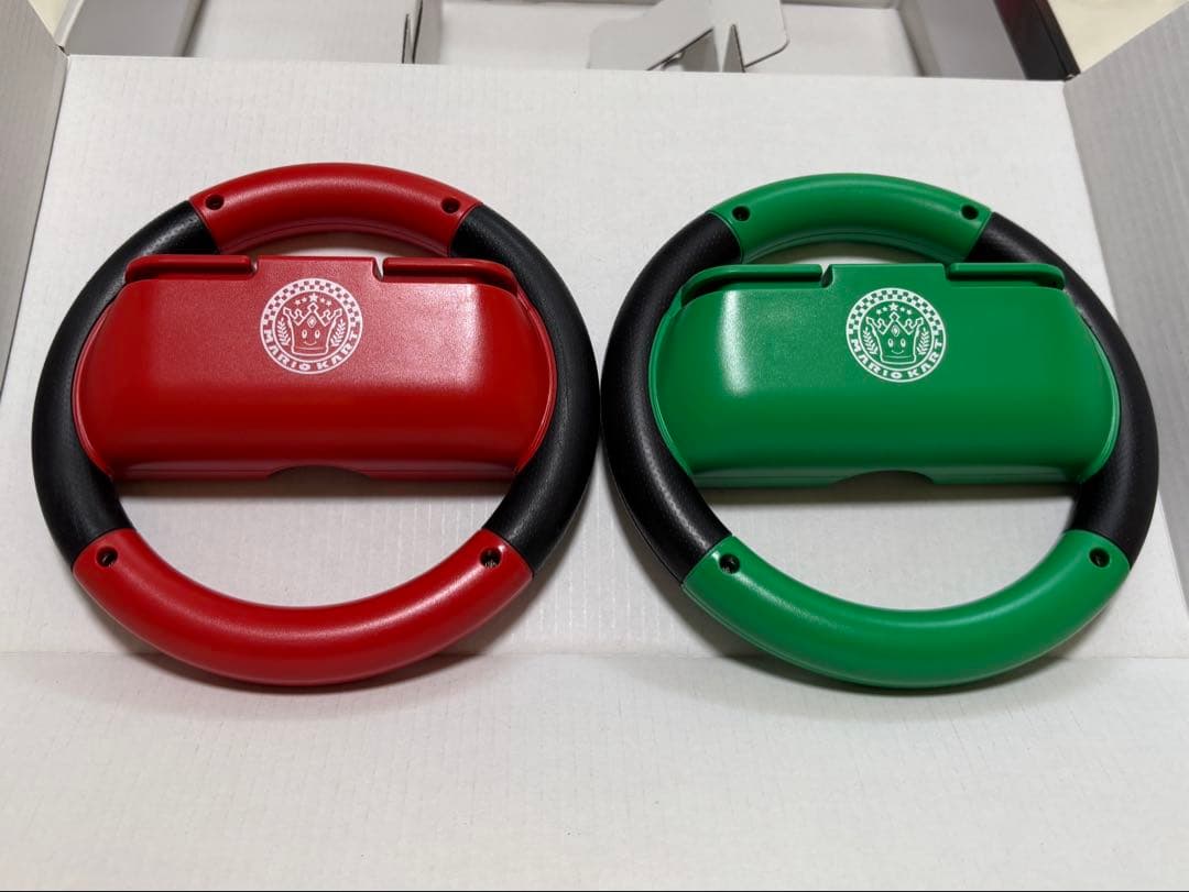 Nintendo Switch 本体+ジョイコン+マリカージョイコンハンドル