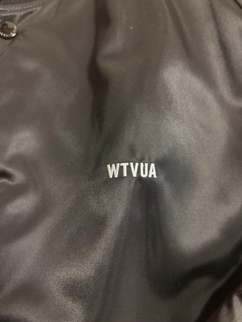 WTAPS ブラック スタジャン バックプリント