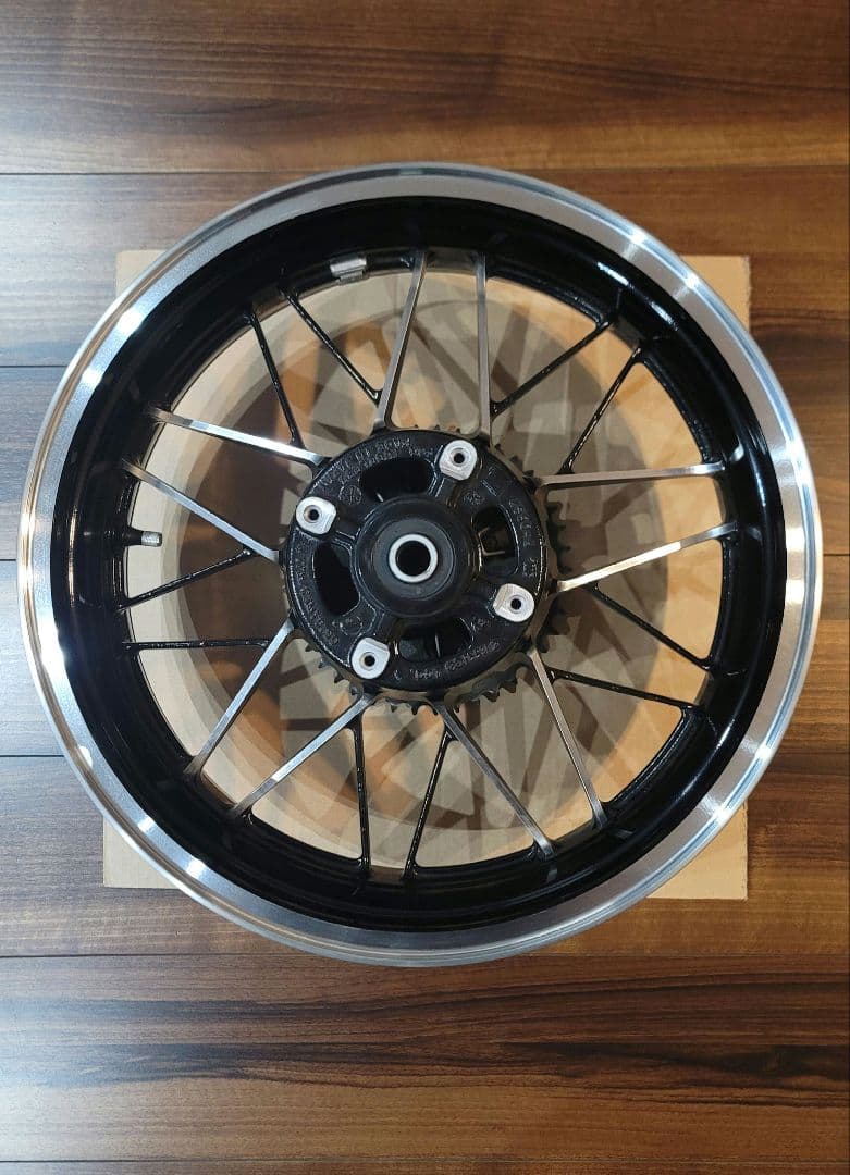 Z900RS　純正ホイール前後セット