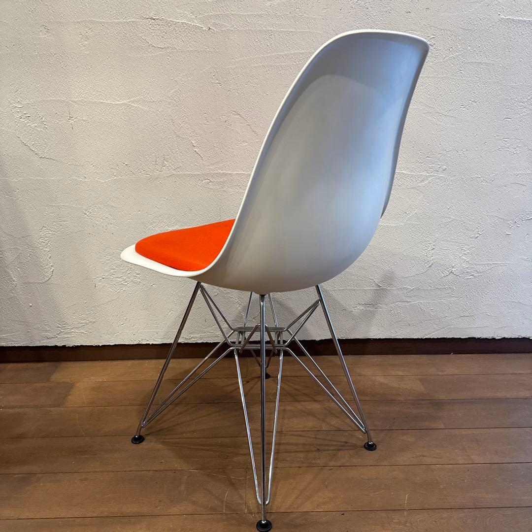 Vitra イームズ サイドシェルチェア DAW