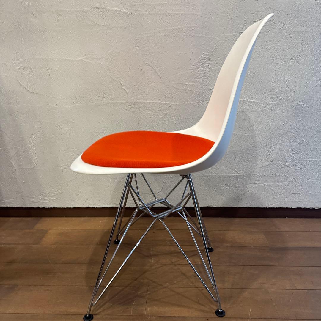 Vitra イームズ サイドシェルチェア DAW