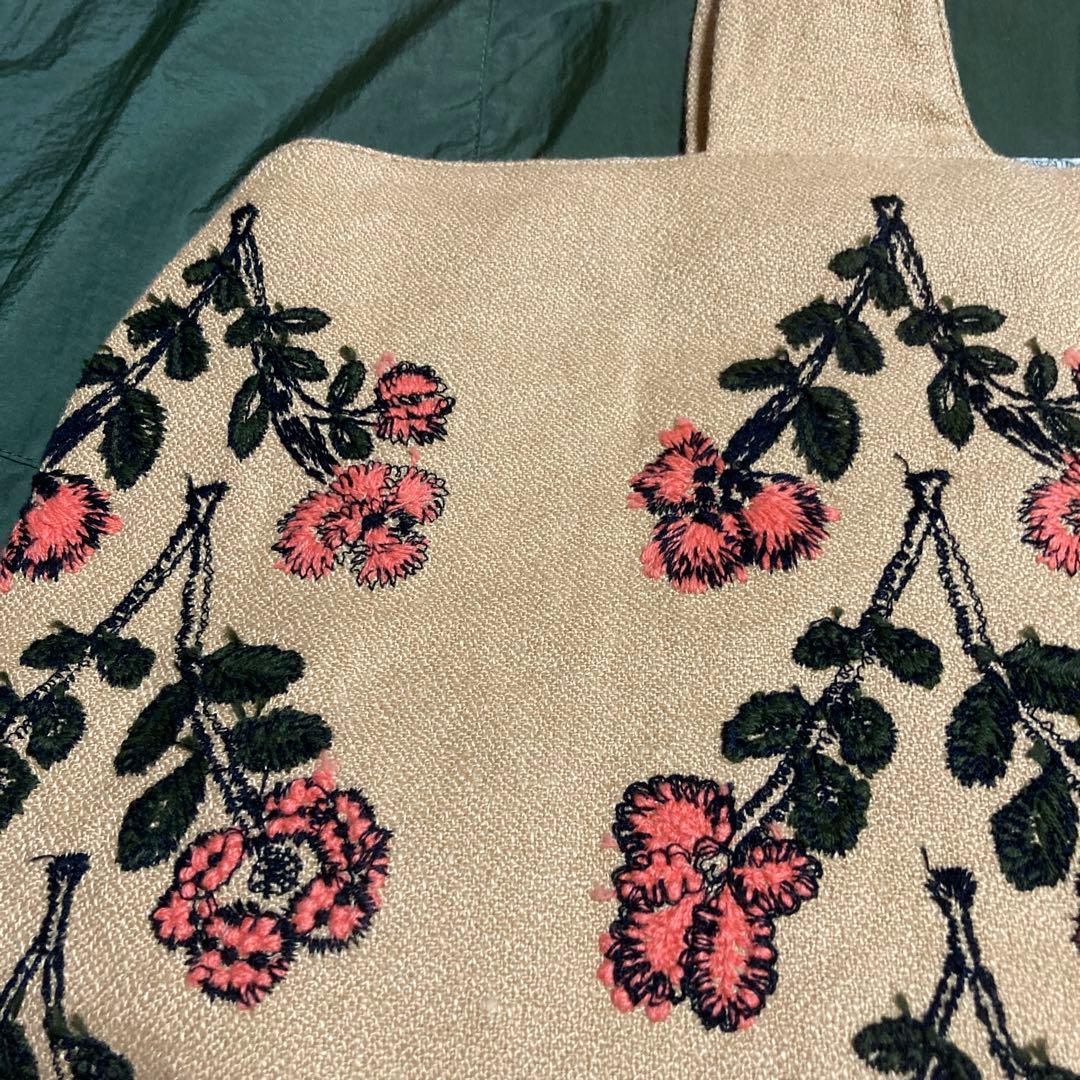 (新品・貴重)ミナペルホネンパニーニバッグ