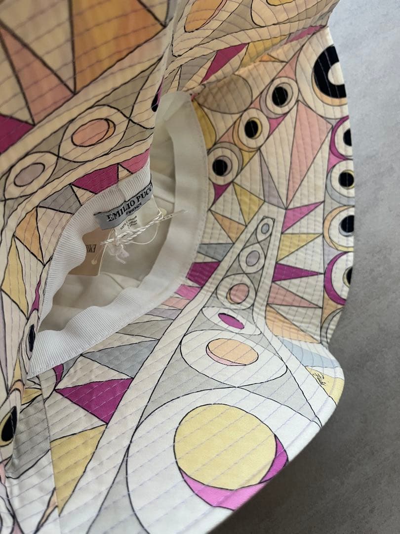 EMILIO PUCCI 幾何学模様 バケットハットエミリオプッチプラダピンク