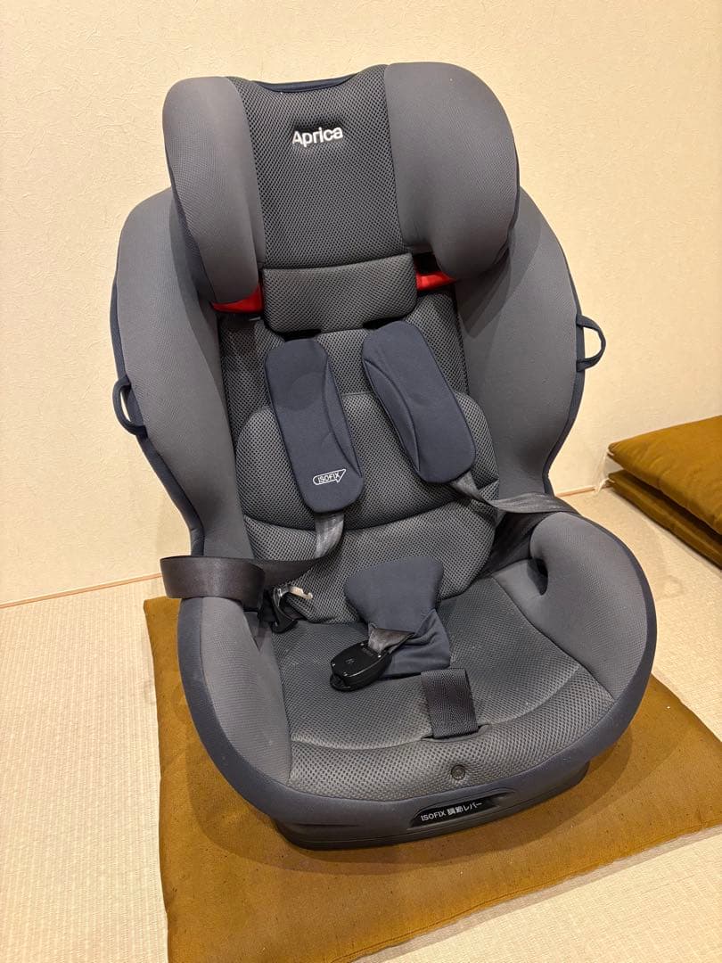 Aprica ISOFIX チャイルドシート