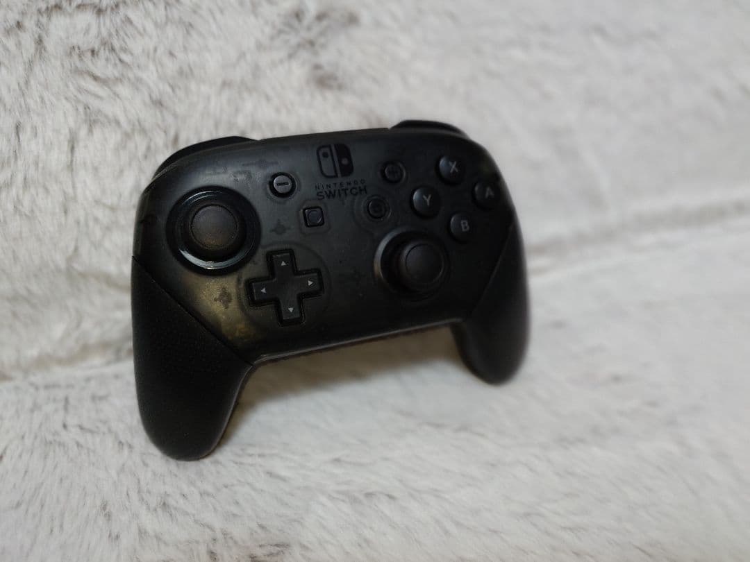 Nintendo Switch バッテリー強化版 + Proコントローラー