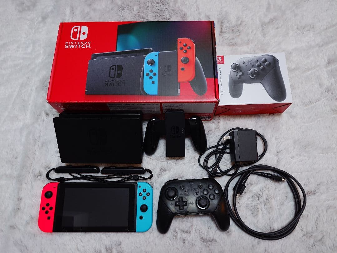 Nintendo Switch バッテリー強化版 + Proコントローラー