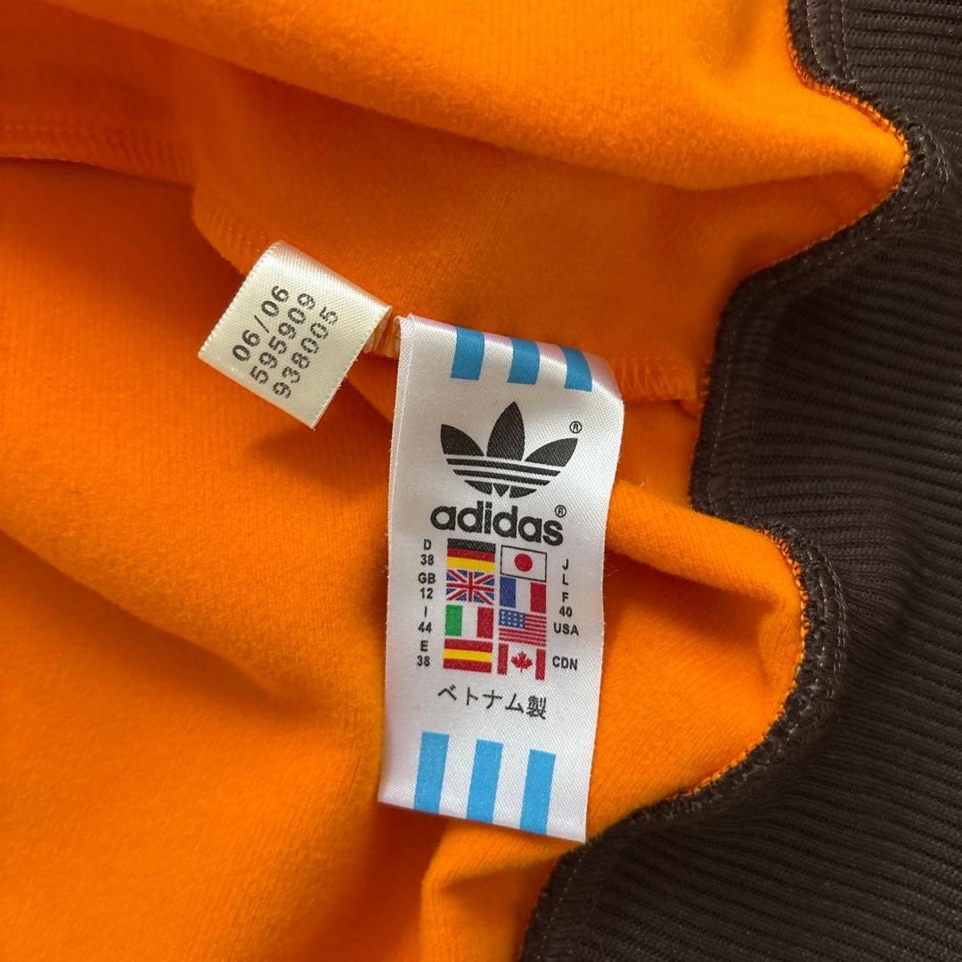 【小松菜奈着用カラー】アディダス　トラックジャケット　オレンジ　レディースL