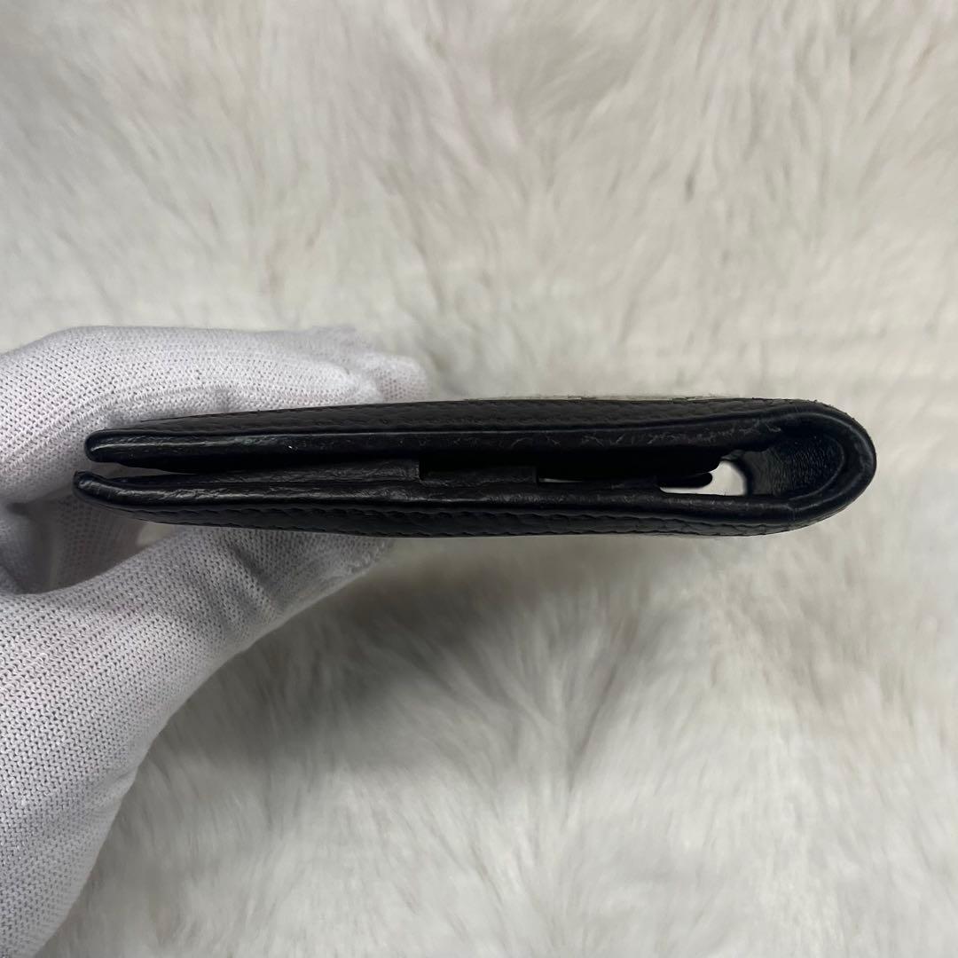 【極美品】GUCCI GGパターン 二つ折り財布