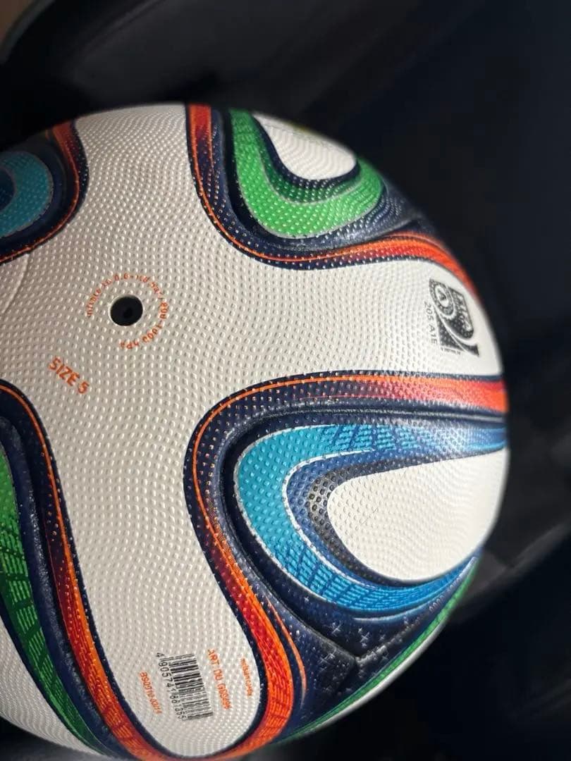 adidas brazuca ブラズーカ サッカーボール
