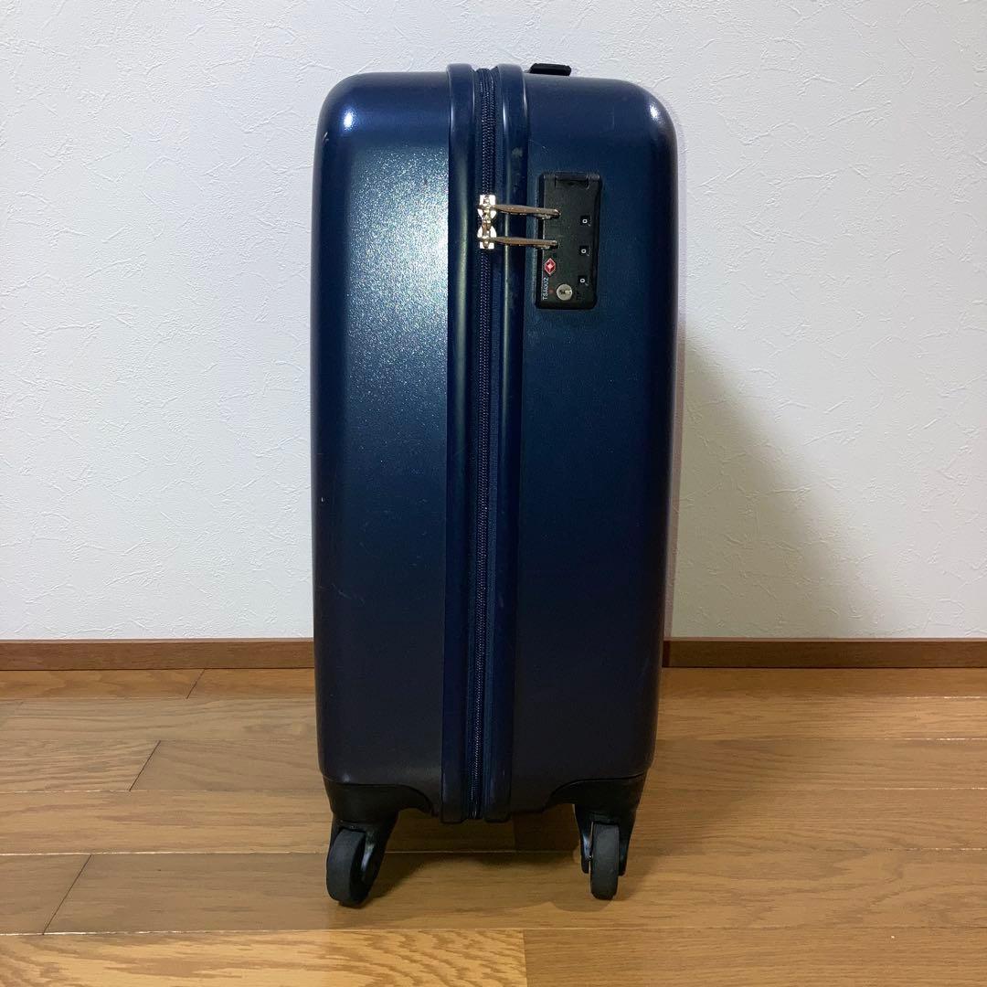 スーツケース　超軽量　エース　日本製　ネイビー　32L 機内持ち込み