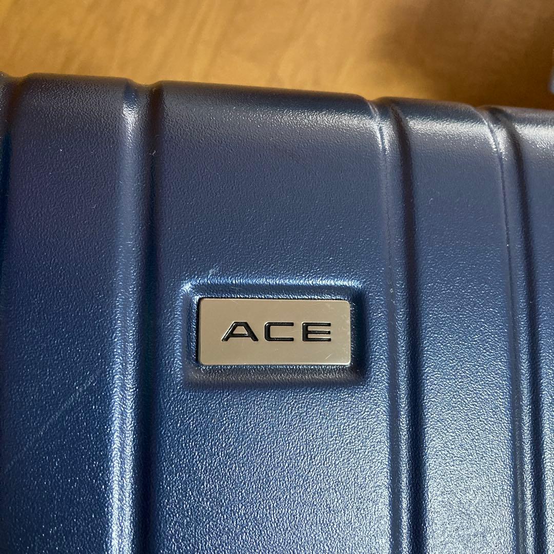 スーツケース　超軽量　エース　日本製　ネイビー　32L 機内持ち込み