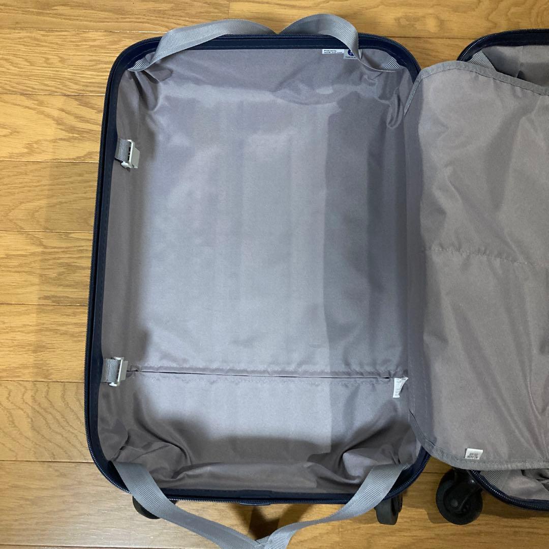 スーツケース　超軽量　エース　日本製　ネイビー　32L 機内持ち込み