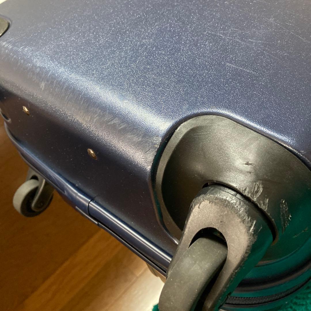 スーツケース　超軽量　エース　日本製　ネイビー　32L 機内持ち込み