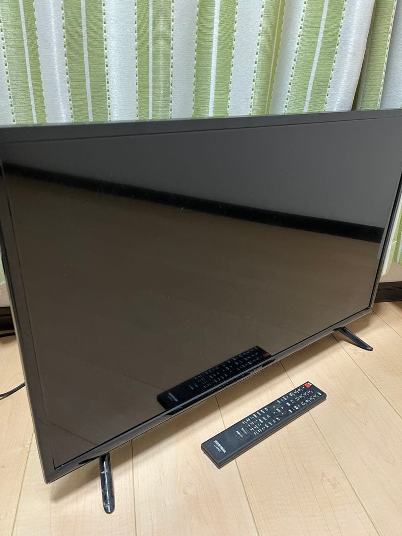 値下げアイリスオーヤマ液晶テレビ32インチ リモコン付き