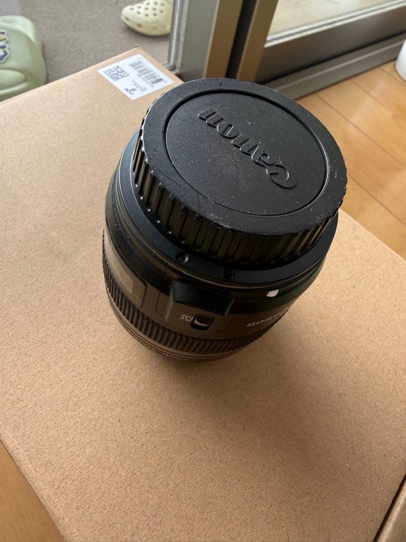 Canon 単焦点マクロレンズ EF-S60mm F2.8USM